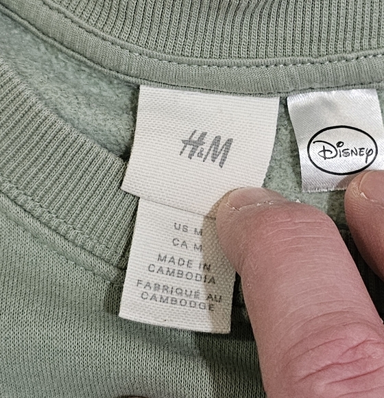 H&M Women’s Medium Sage Green Mickey Mouse Embossed Disney Sweatshirt Pullover - Picture 4 of 6